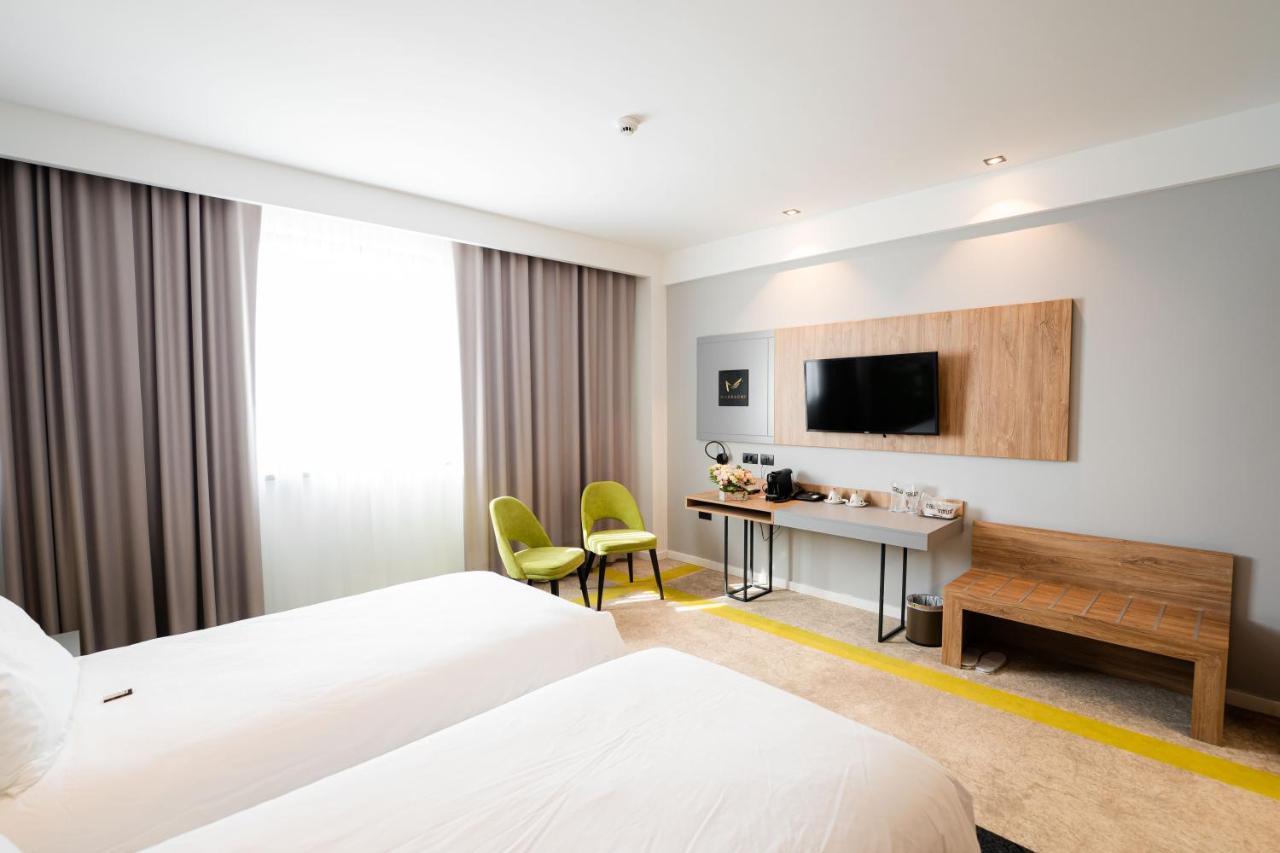 Mandachi Hotel & Spa Suceava Exterior foto